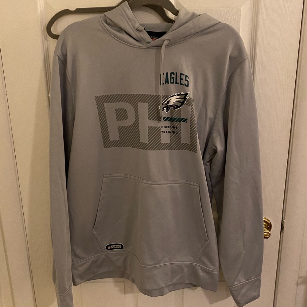Eagles Combine Training Hoodie Size L